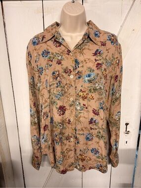 Liz Claiborne Beige Floral Button-Up Shirt with Blue & Burgundy Accents